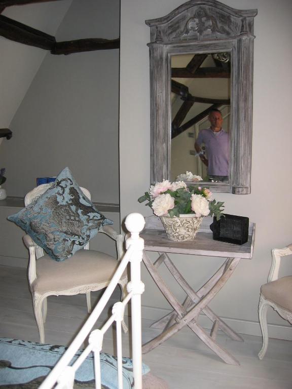 B&B Russell Houseブルージュ 部屋 写真